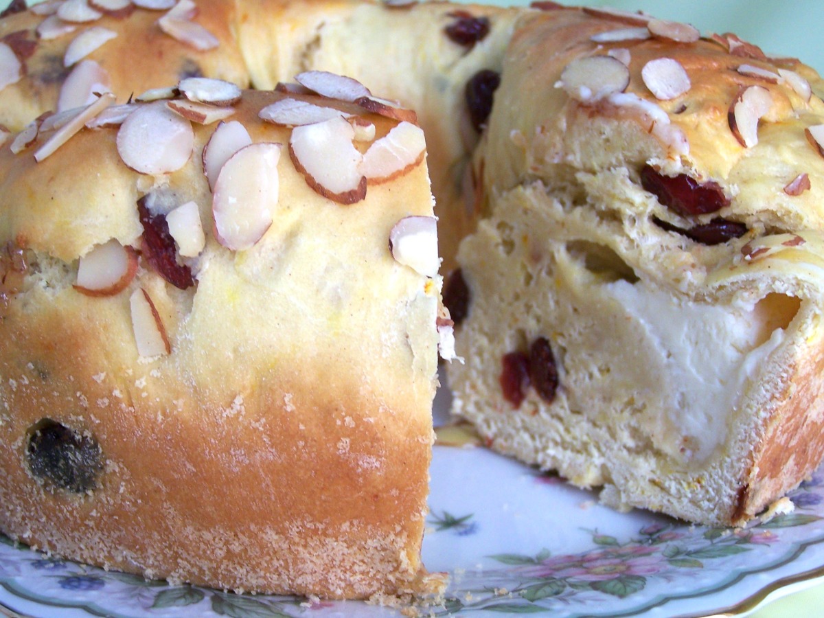 Polish Babka With Optional Cheese Filling Recipe