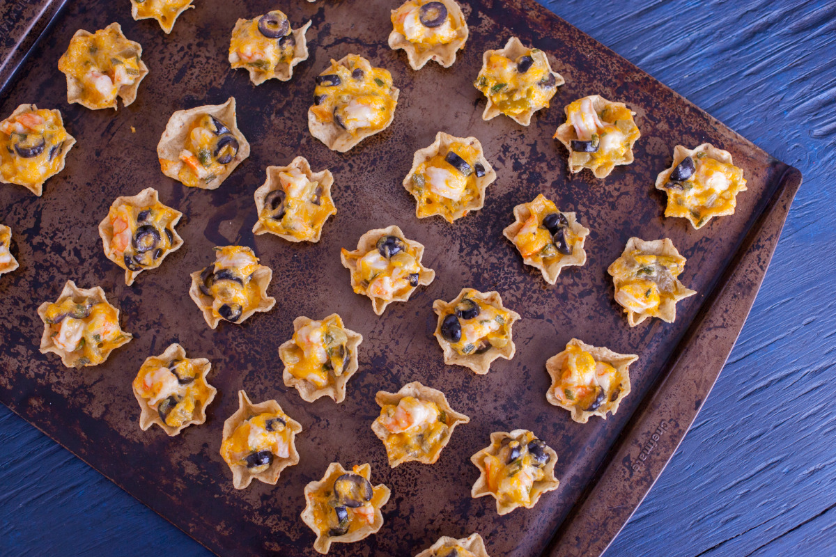 Cheddar Shrimp Nachos-image