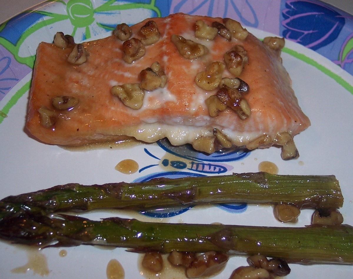 Honey Glazed Salmon With Asparagus image