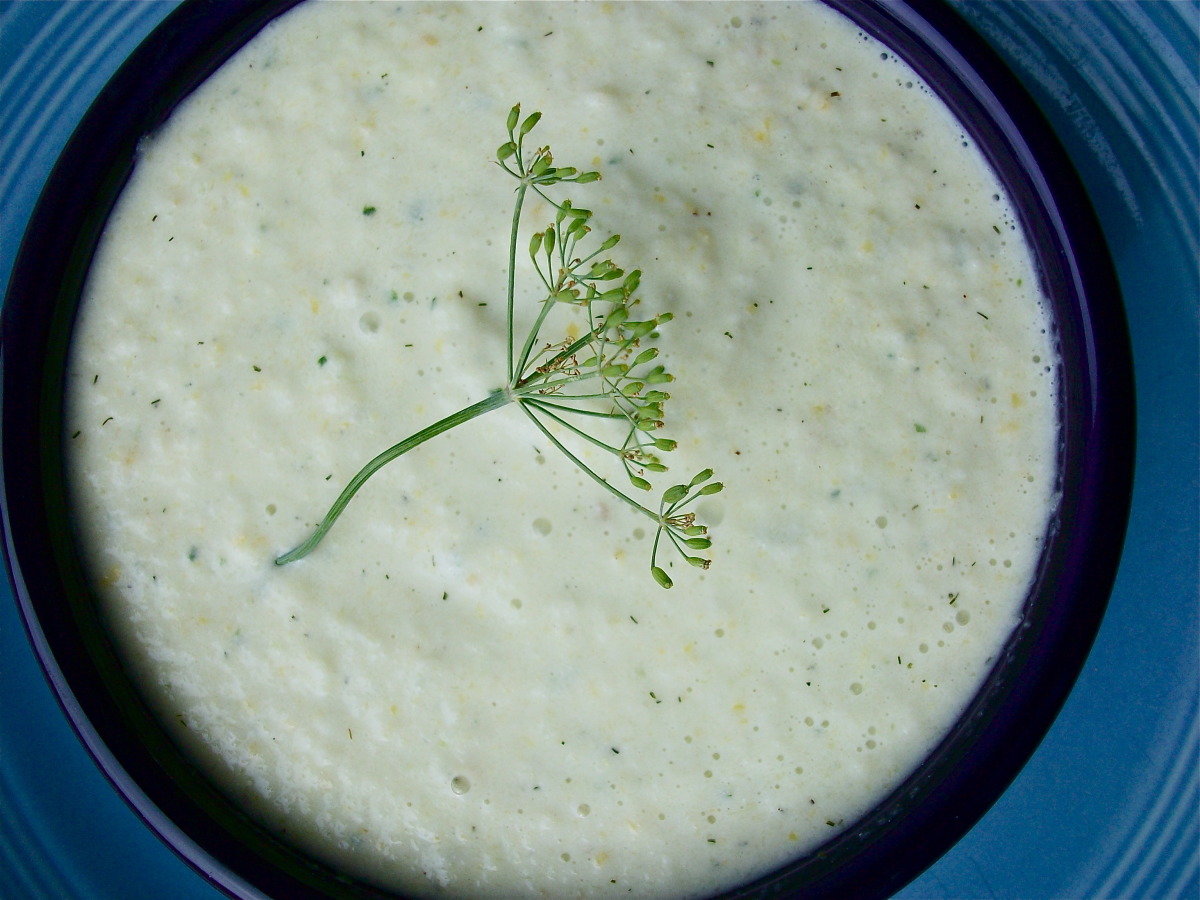 Chilled Cream of Cucumber Soup_image