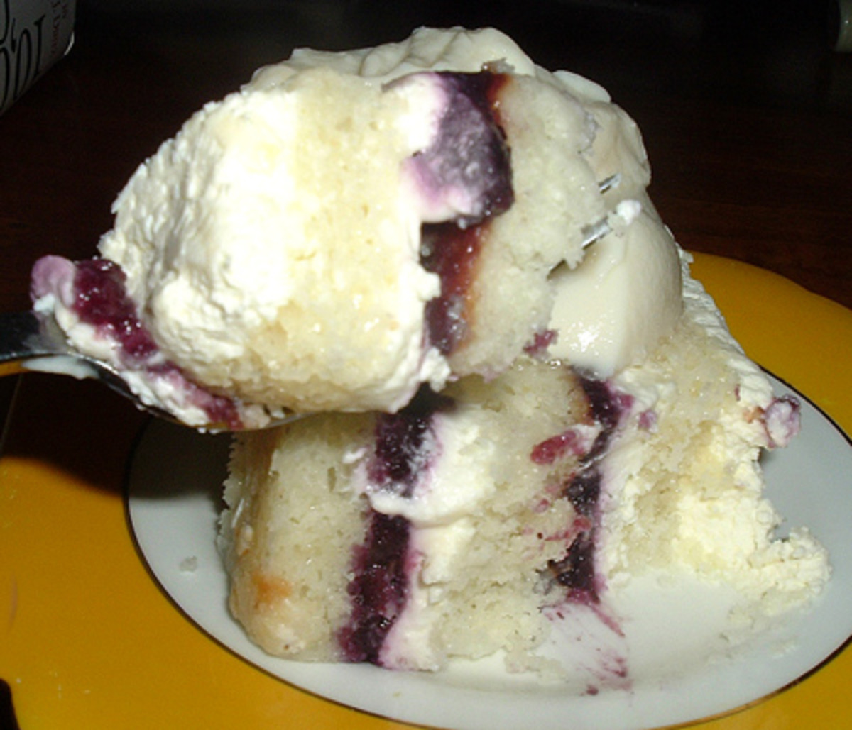 10 Minute Blueberry Layer Cake