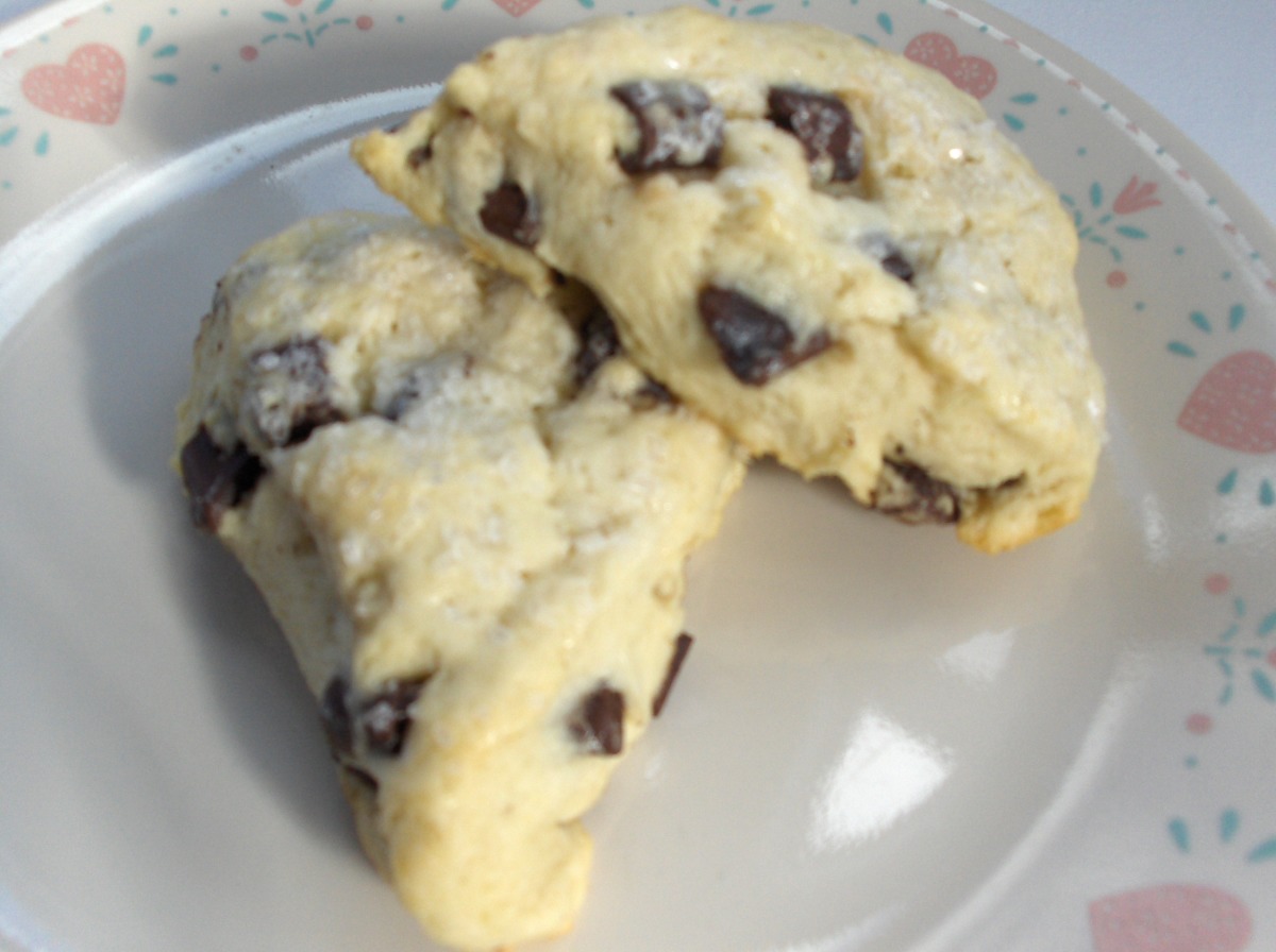 English Scones With Chocolate Chunks