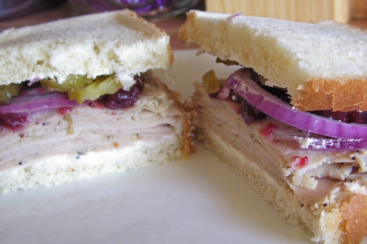 Cranberry Turkey Sandwich on Sourdough Non-Dairy