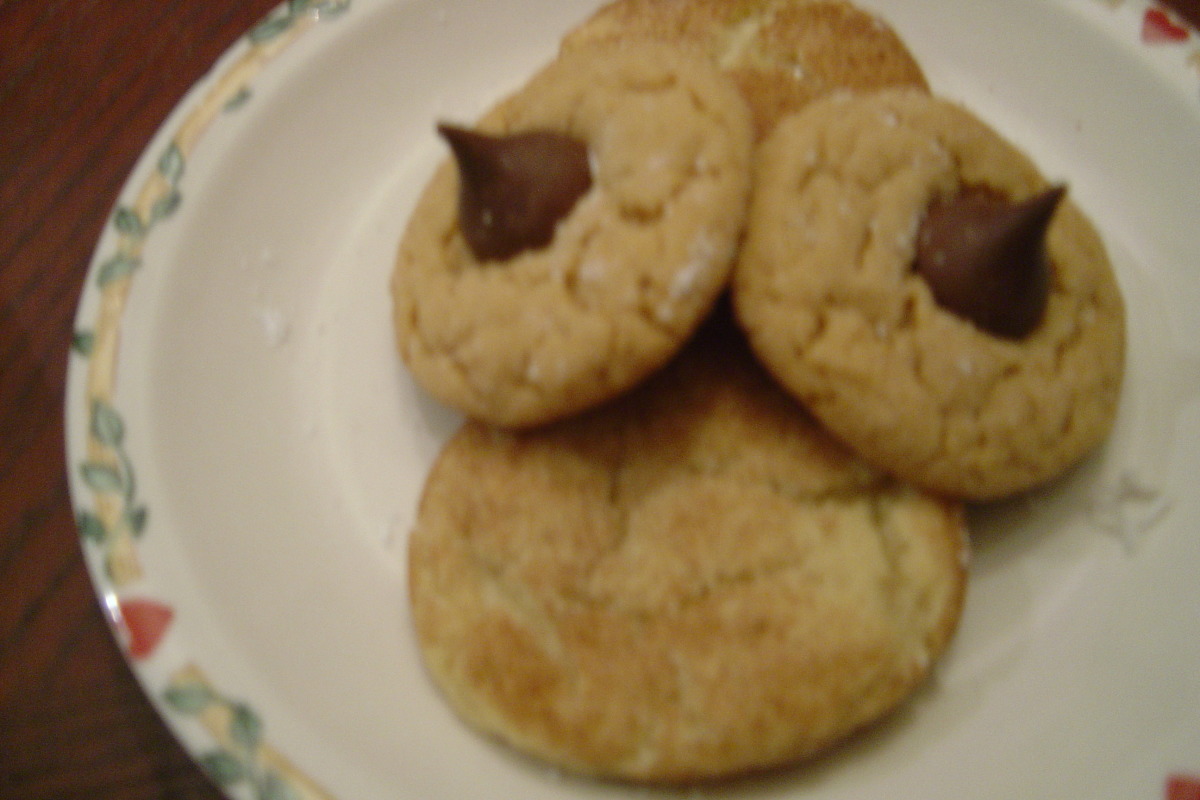 Chocolate Kiss Peanut Butter Cookies Recipe