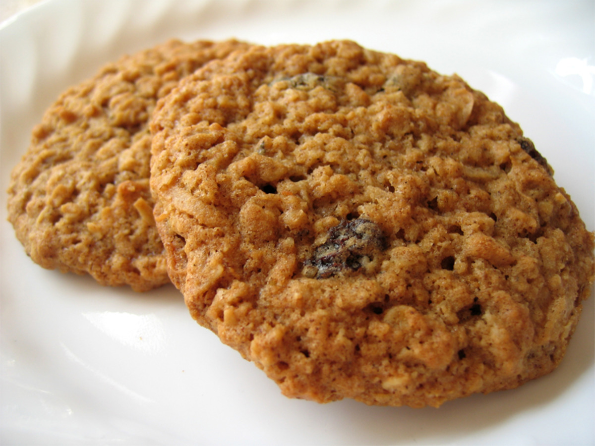 Chewy Evil Oatmeal Raisin Coconut Cookies-image