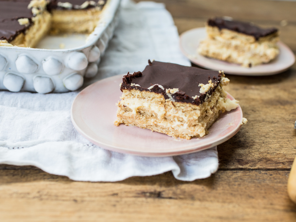 Eclair Cake (Made With Real Choux Pastry) - Lavender & Macarons