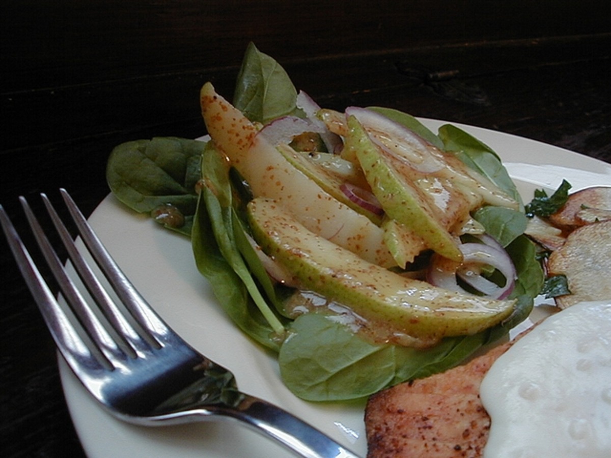 Spinach Pear Salad With Dijon Mustard Vinaigrette Recipe Food Com