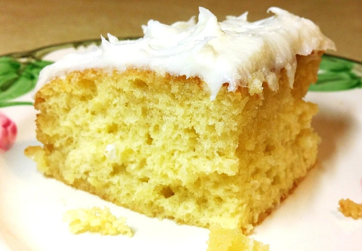 Mrs. Pischke's Rum Cake