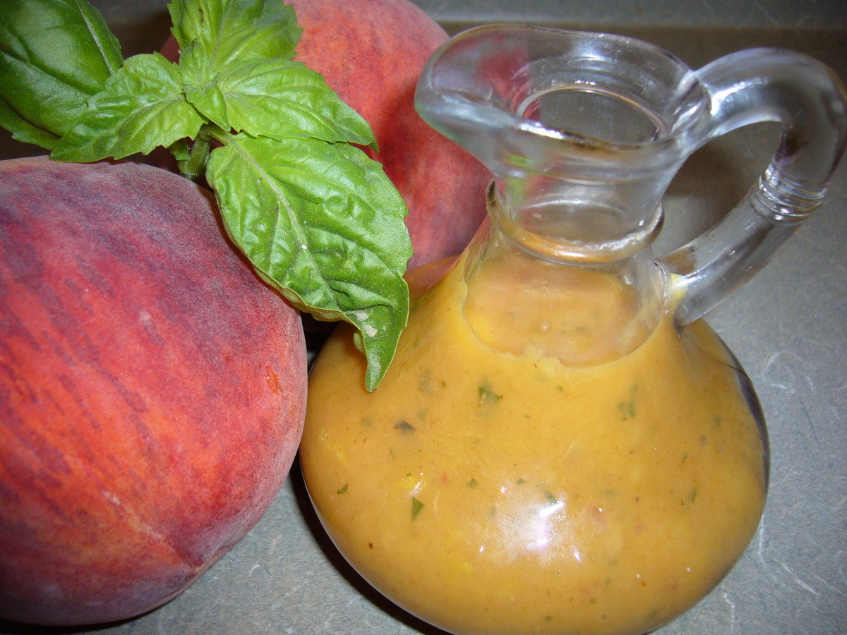 Basil Peach Salad Dressing._image