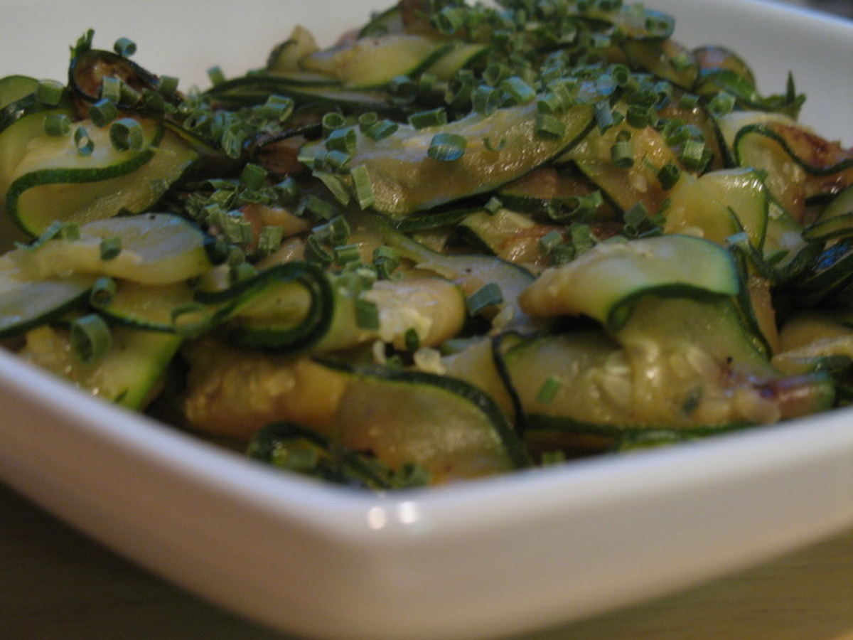 Sauteed Courgettes With Chives_image