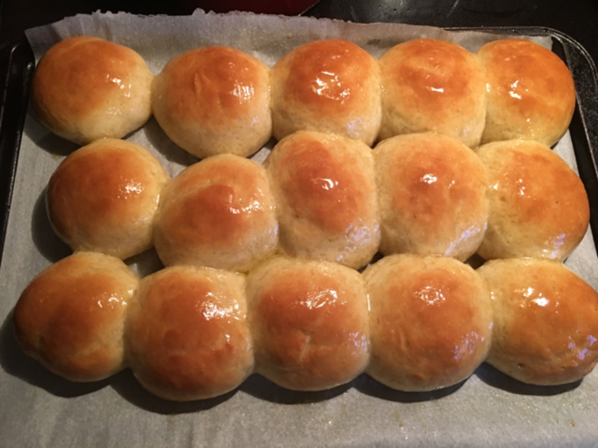 Fast Buttermilk Yeast Rolls_image