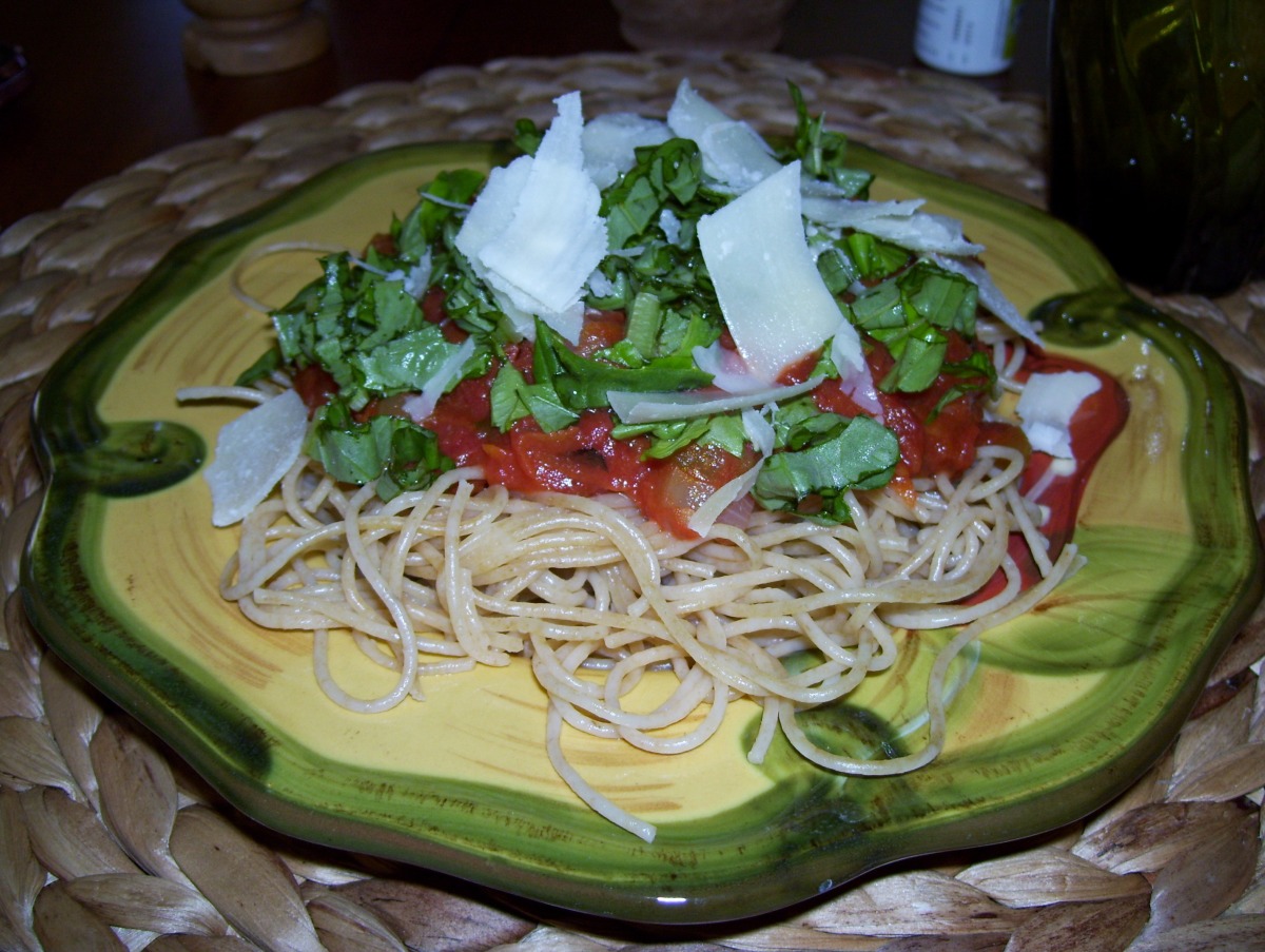 Audrey Hepburn's Favorite Spaghetti Al Pomodoro-image
