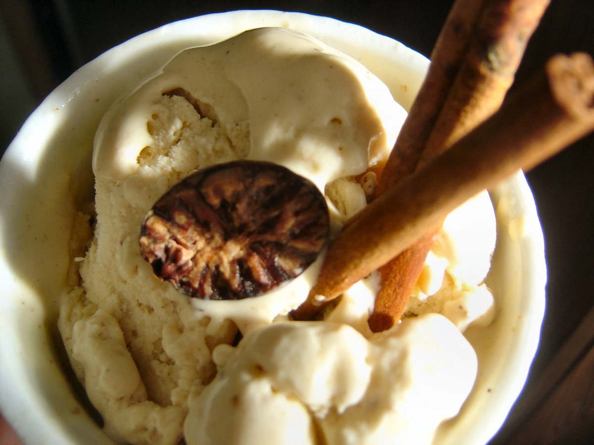 Nutmeg IceCream (Grenada) Recipe