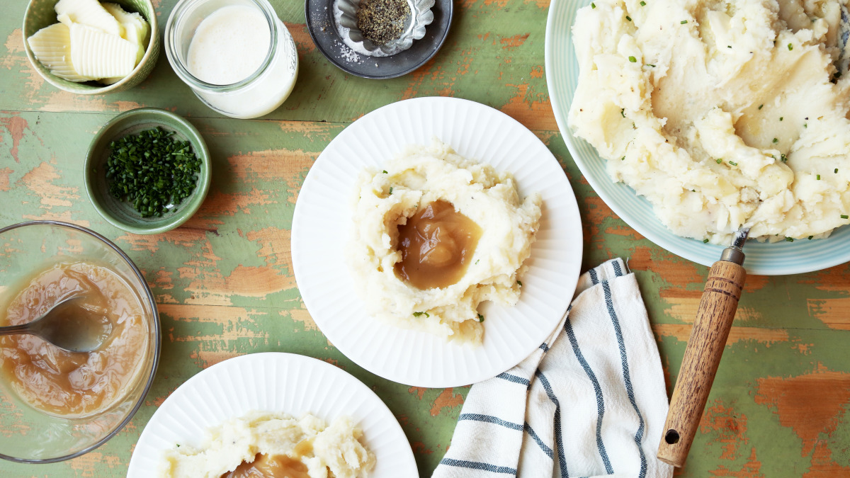 V's Do-Ahead Slow Cooker Mashed Potatoes image