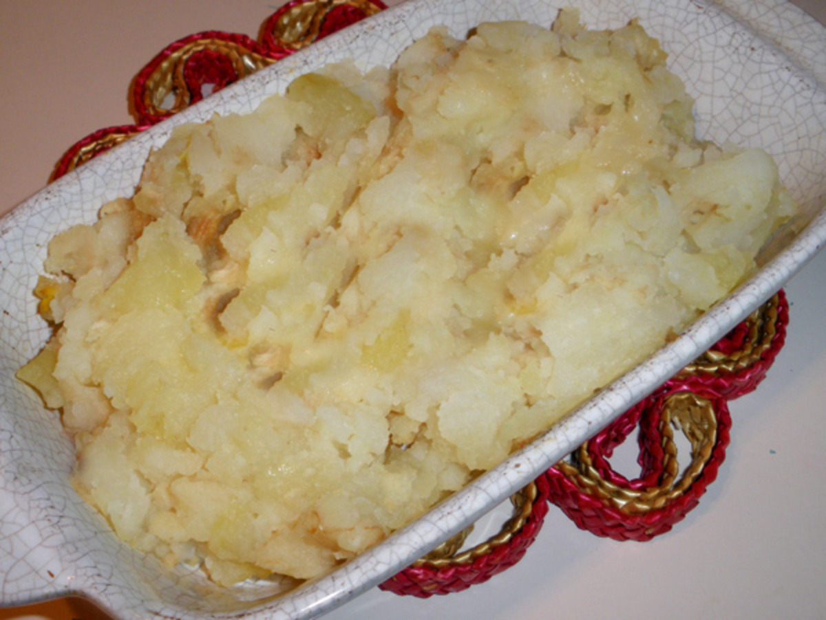 Celeriac, Potato and Roasted Garlic Mash