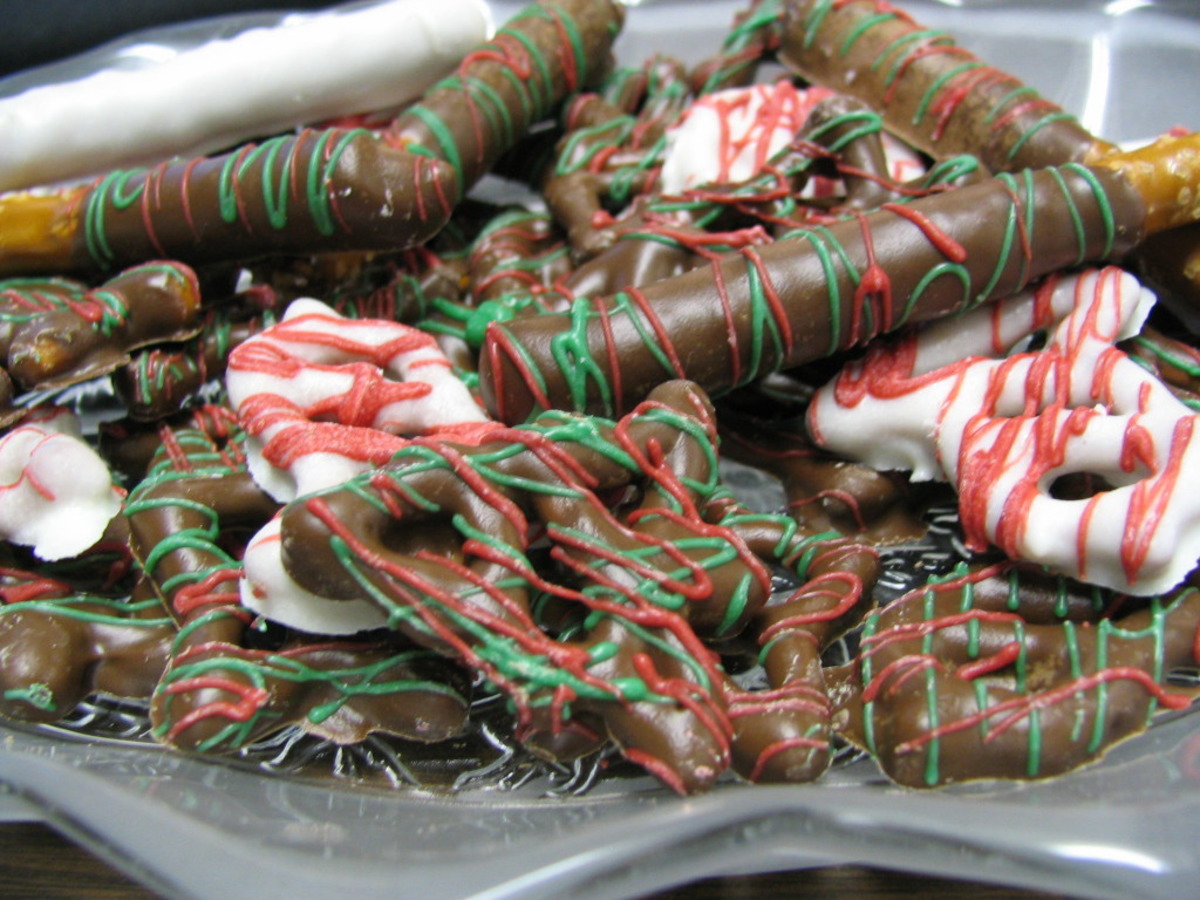 Chocolate Dipped Pretzels