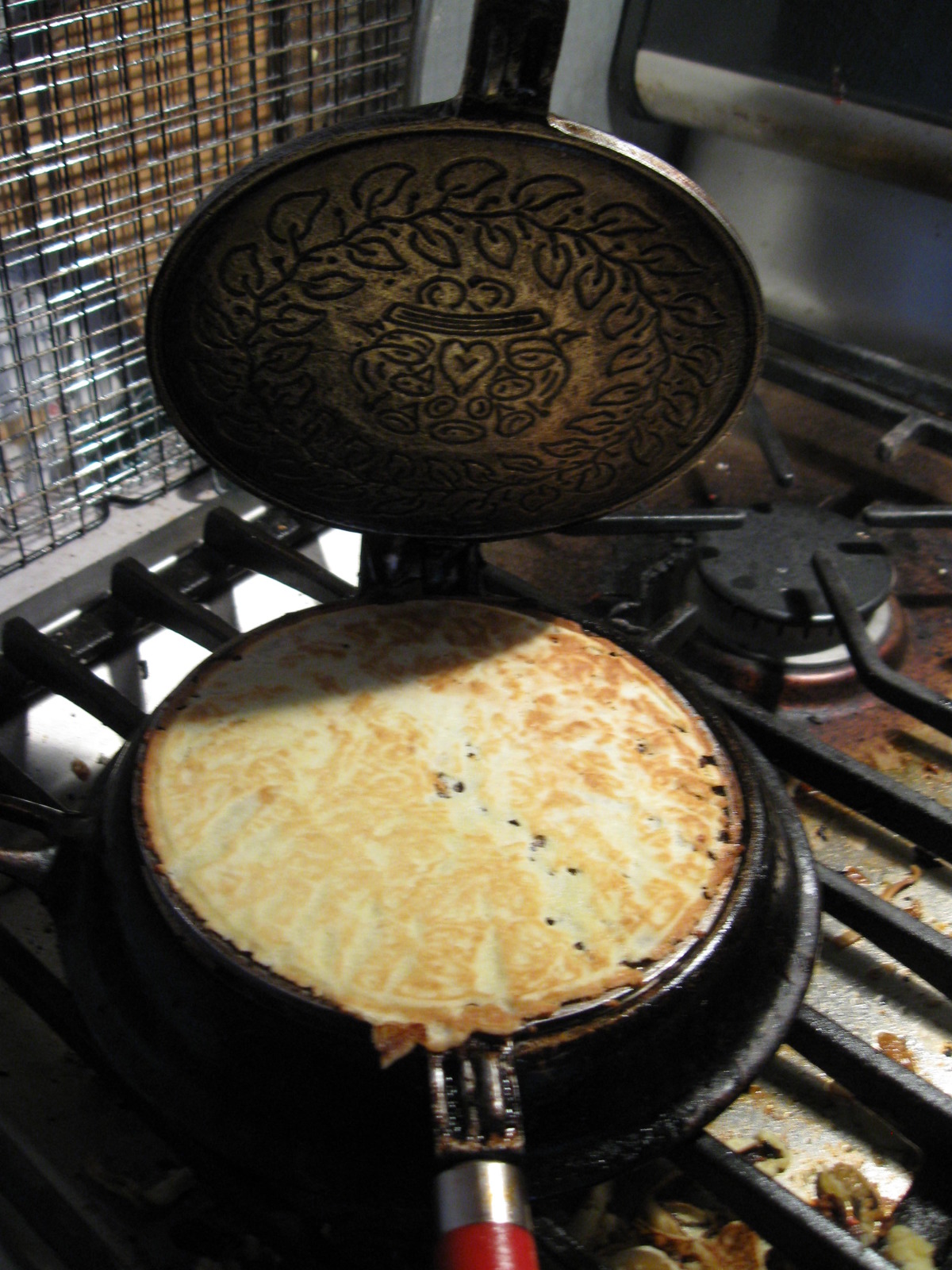 Scandinavian Christmas Crispy Krumkake-image