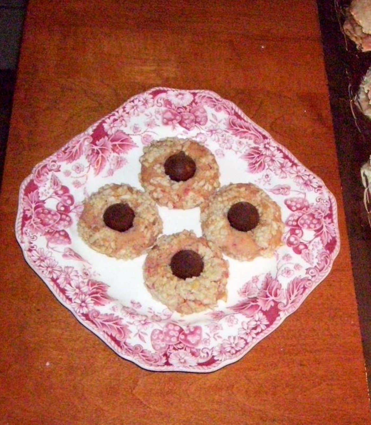 Christmas (Kissmas) Almond Cookies