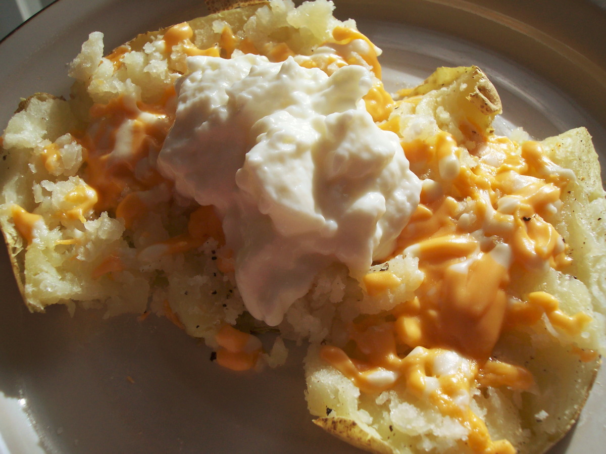 Kittencal's Microwave Baked Potato_image