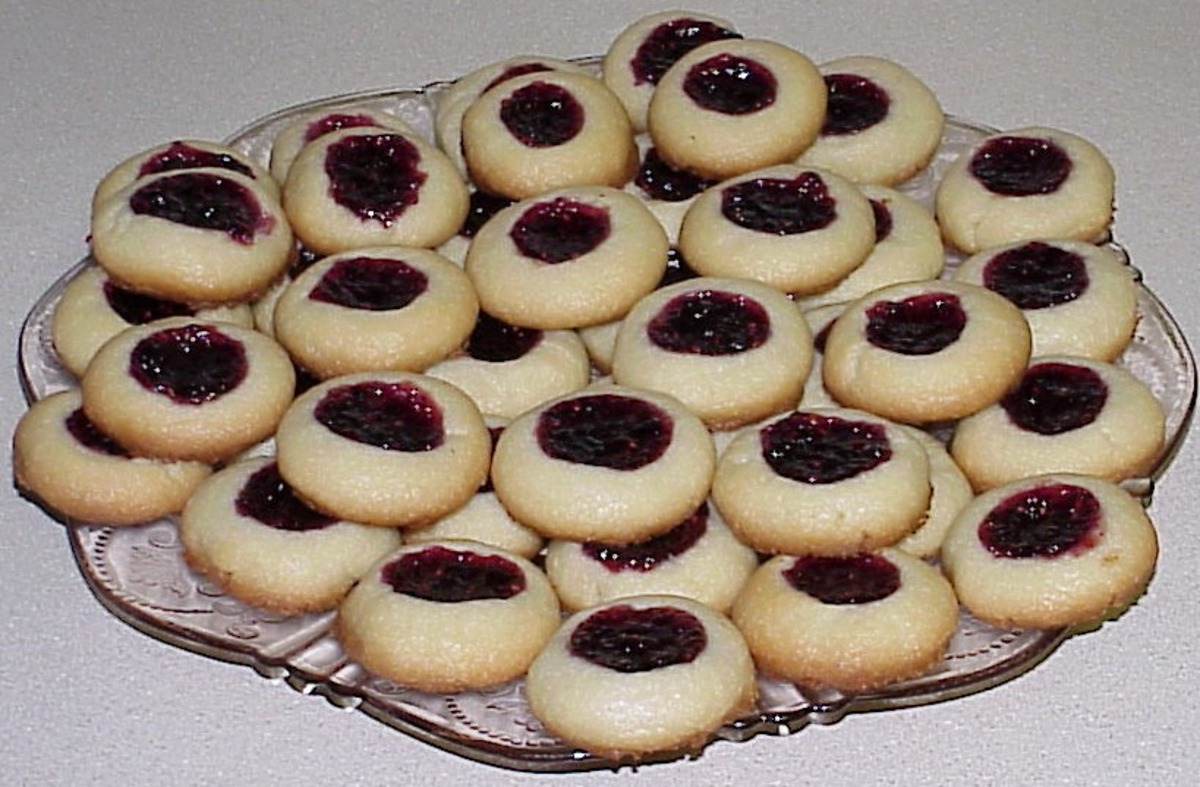 Shortbread Cookies With Jam Or Jelly Centers Recipe Food