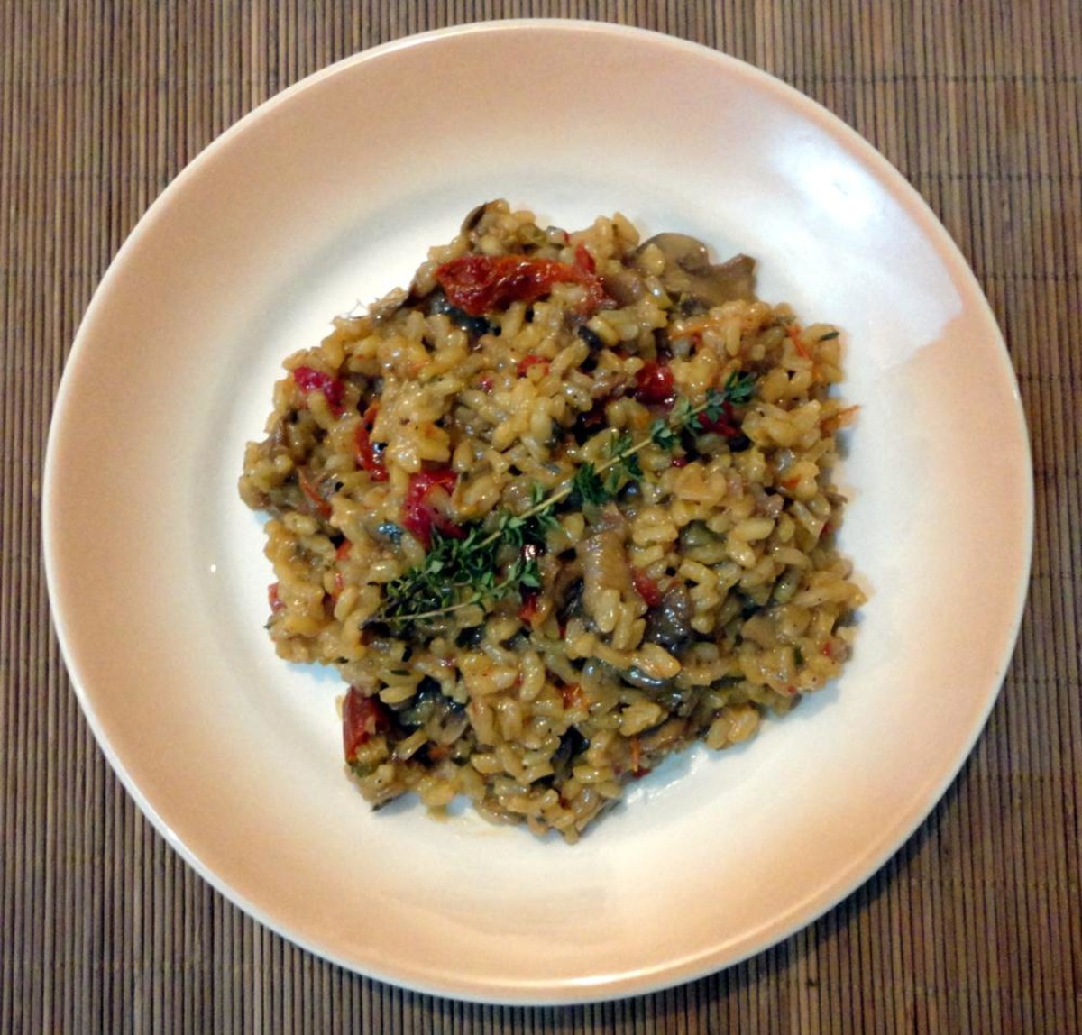 Mushroom and Sun-Dried Tomato Risotto_image