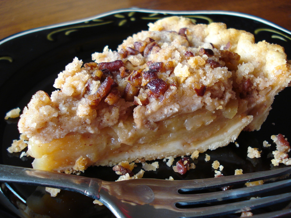 Pennsylvania Dutch Apple Crumb Pie_image