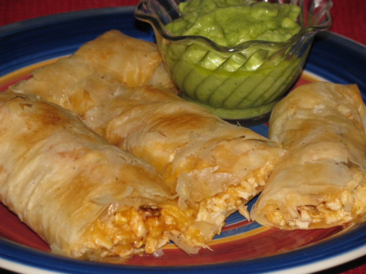 Chipotle Chicken Rolls With Avocado Dipping Sauce