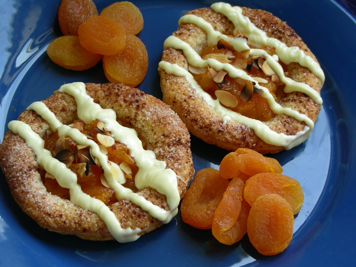 White Chocolate Glazed Apricot Tarts image