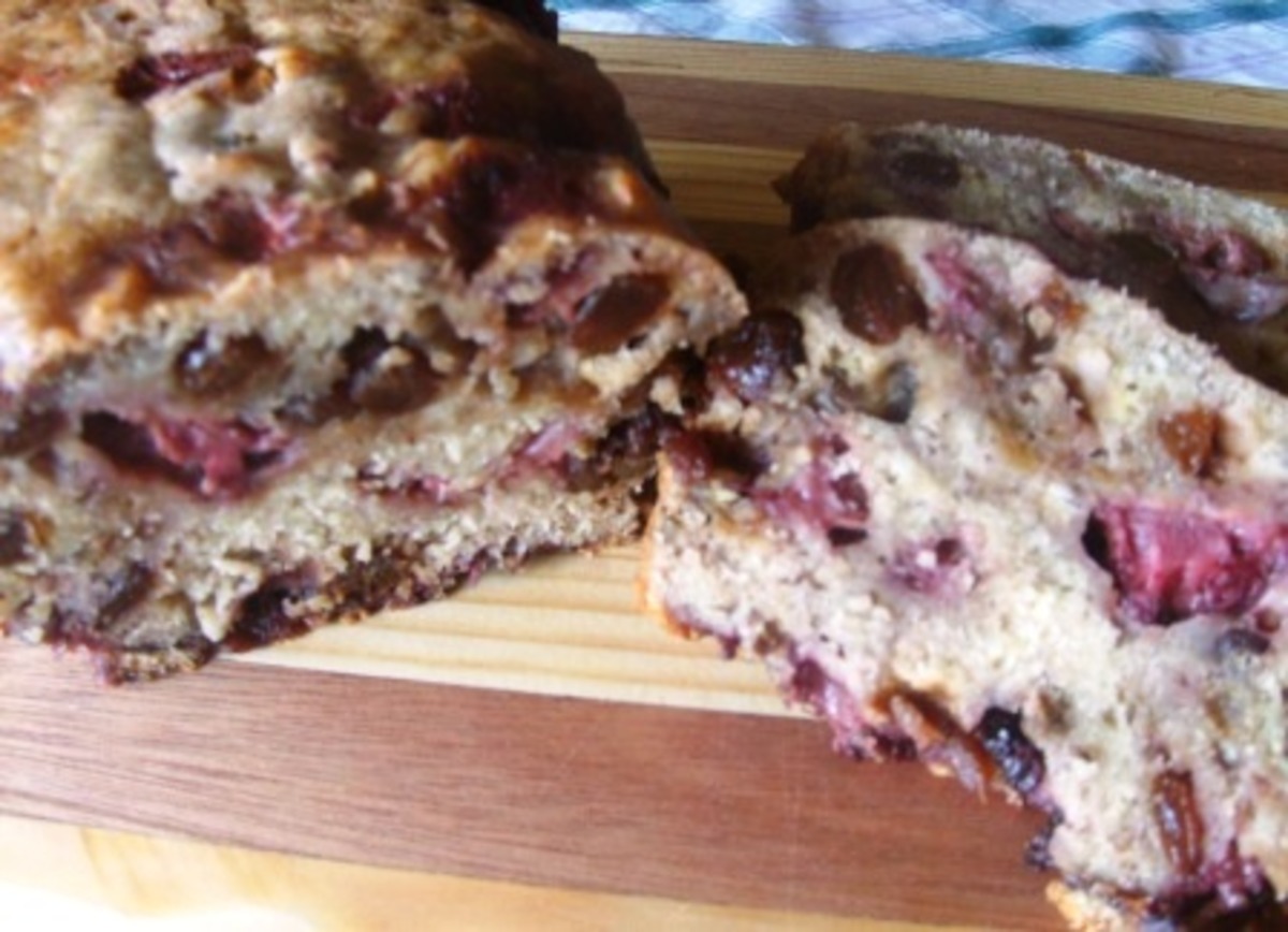 Strawberry Nut Bread Recipe