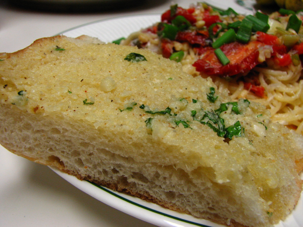 Emeril's I Love Gaaaaahlic Garlic Bread Spread_image