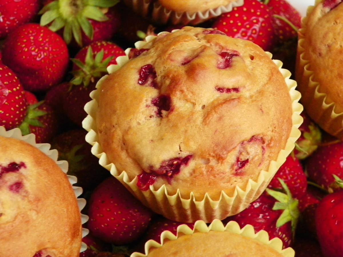 Delicious Low-Fat Strawberry Banana Muffins Recipe - Food.com