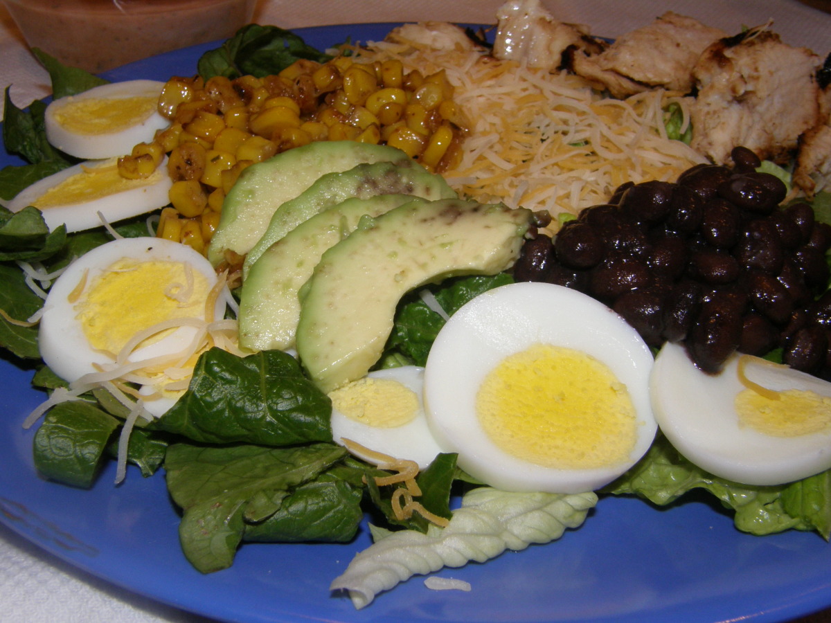 Cindy's Southwest Chicken Dinner Salad_image