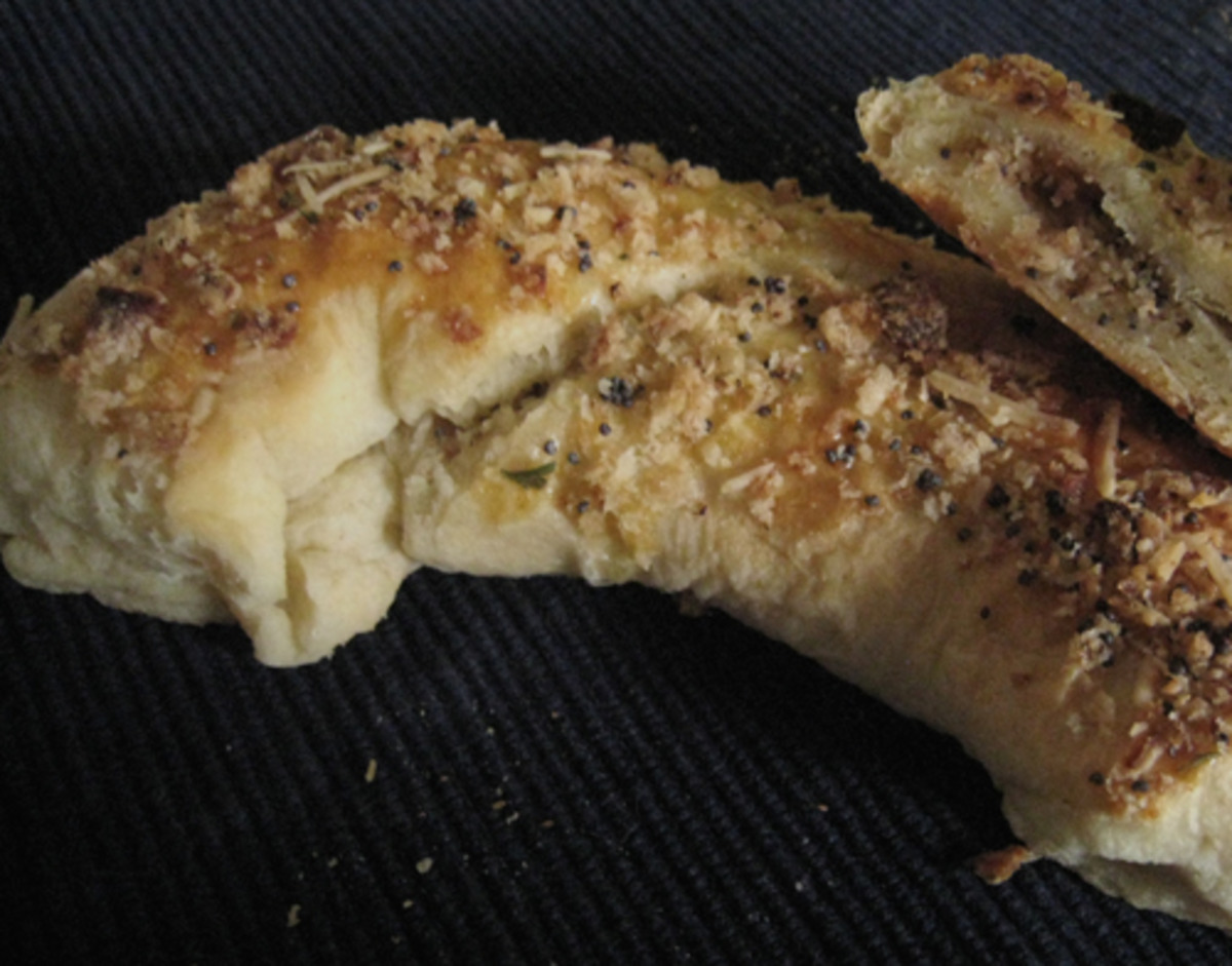 French Onion Rolls