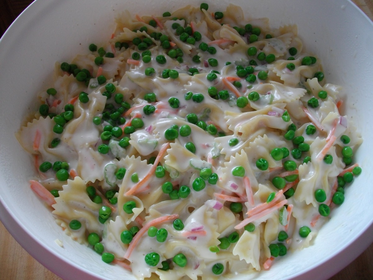 Sweet Pea-Bow Tie Pasta Salad image