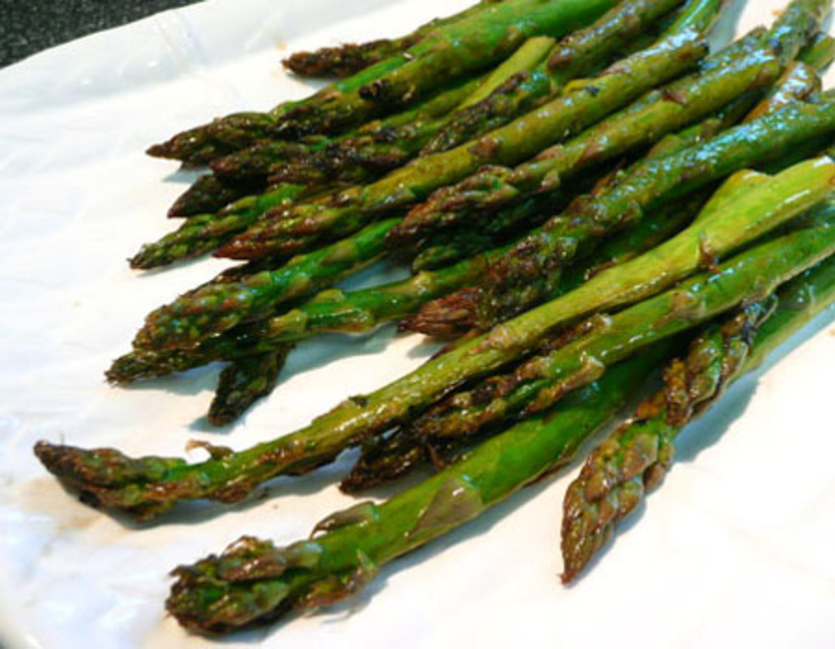 Grilled Asparagus With Lemon & Mint