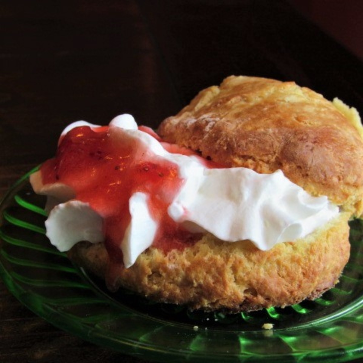 Traditional English Tea Time Scones With Jam and Cream_image