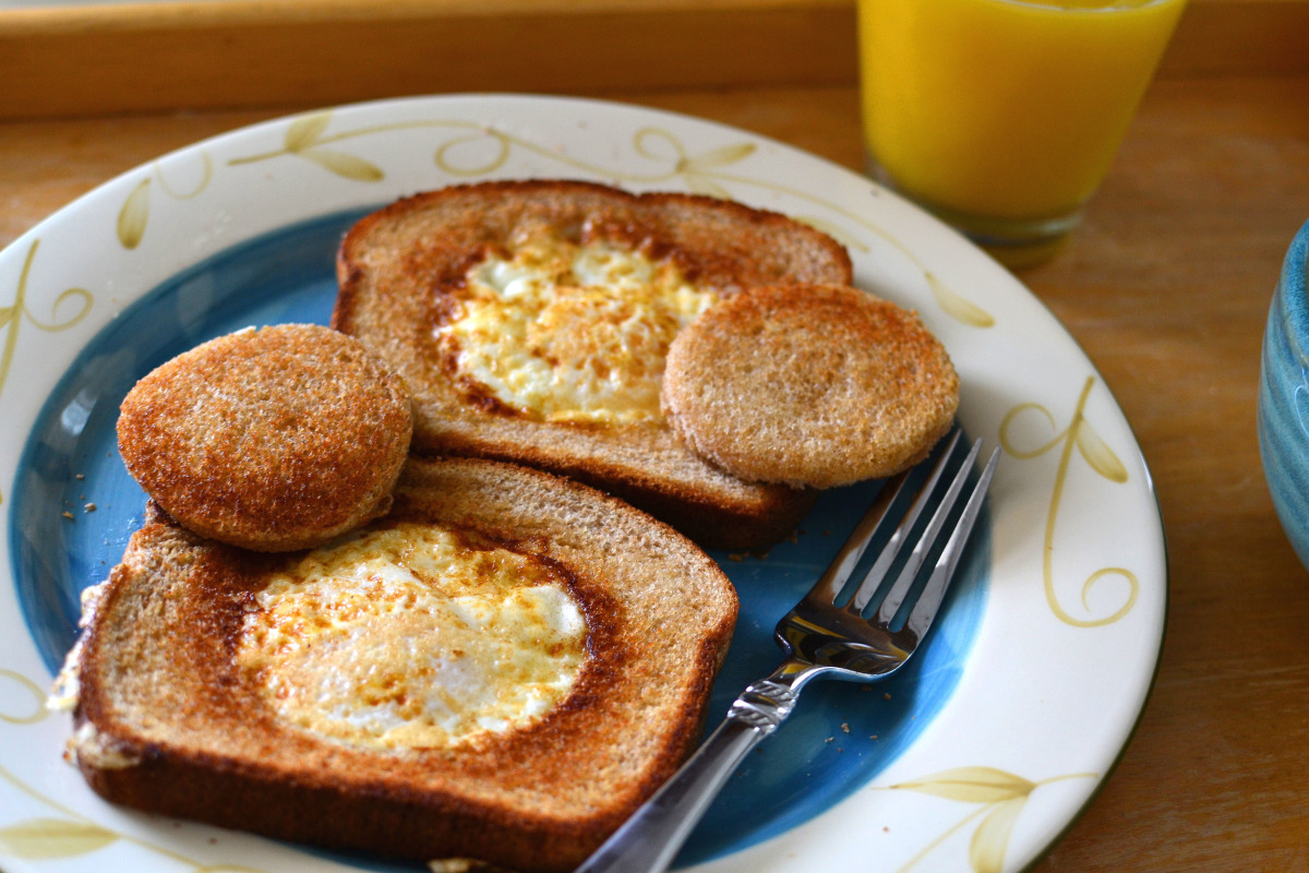 eggy in the basket