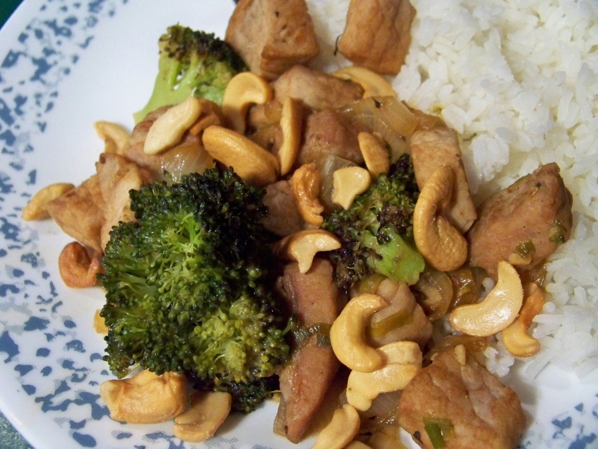 Stir Fried Pork With Broccoli and Cashews image