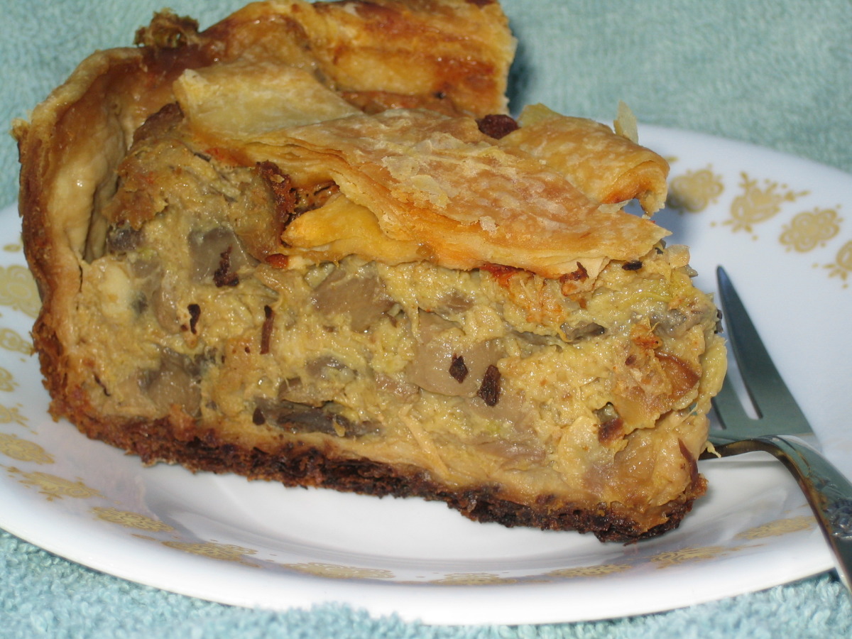 Elegant Mushroom-Squash Pie image