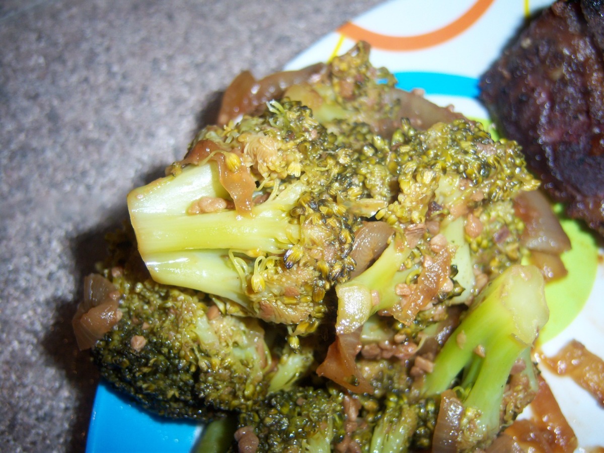 Stir-Fried Broccoli With Thai Oyster Sauce_image