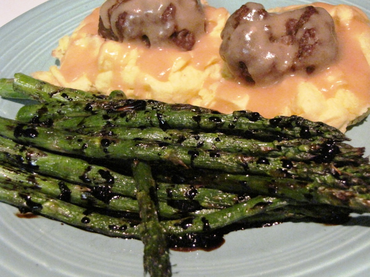 Grilled Asparagus With Balsamic Syrup