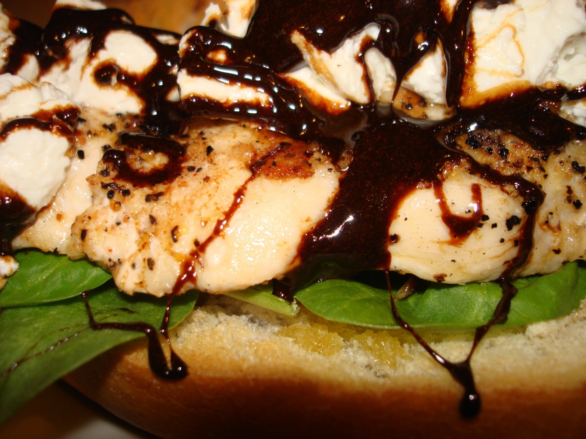 Balsamic-Glazed Chicken Sandwiches With Goat Cheese
