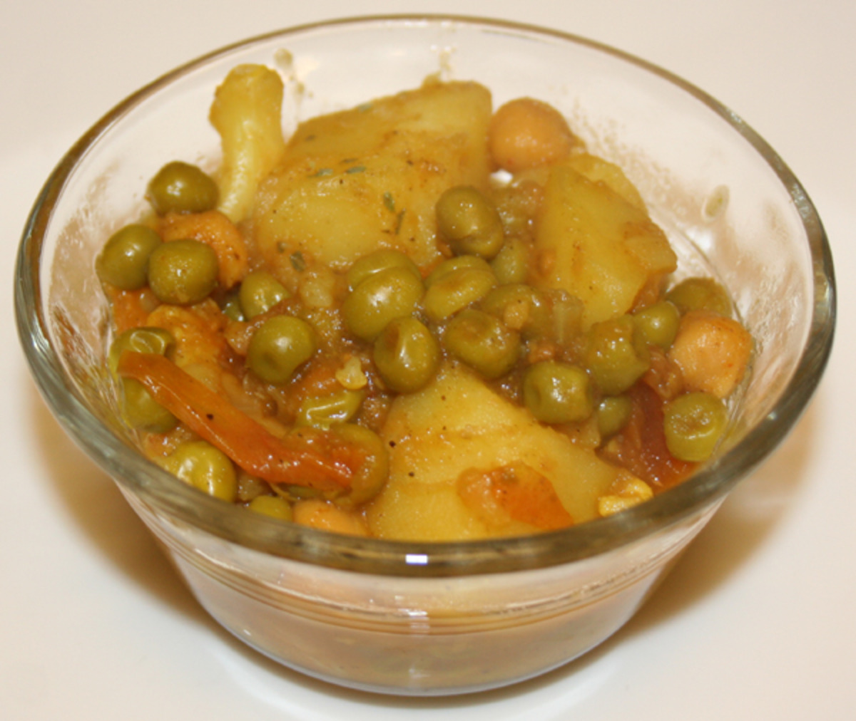 Aloo Mutter - Indian Potatoes With Peas