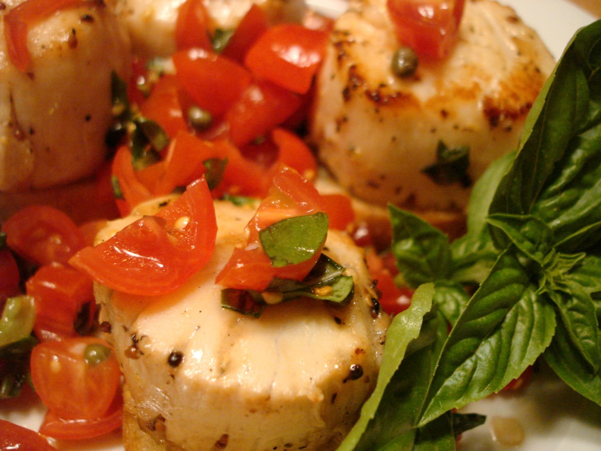 Best Grilled Scallops Topped With Bruschetta On Toast Recipes