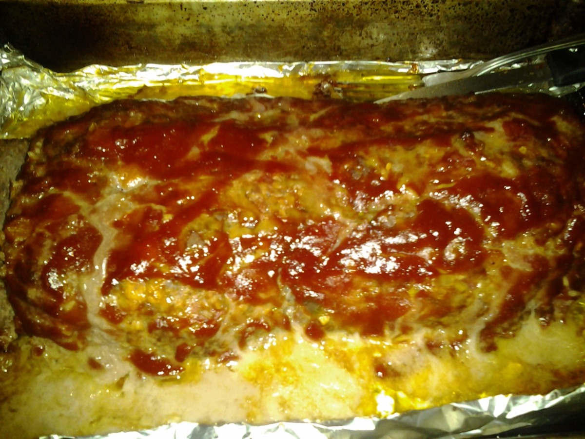 Paula Deen S Aka Basic Meatloaf Recipe Food Com Mix all meatloaf ingredients well and place in a baking dish. paula deen s aka basic meatloaf