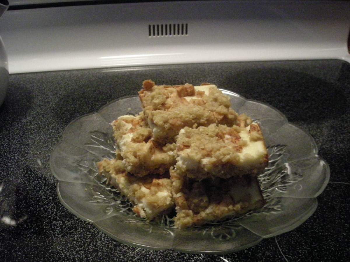 Cream Cheese Apple Oatmeal Bars