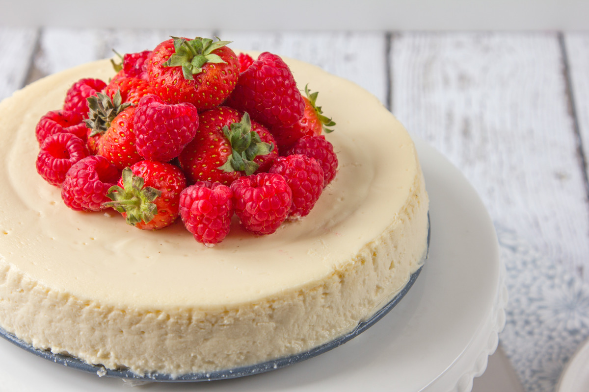 How to make a delicious cheesecake without hours of work or a springform pan,  revealed