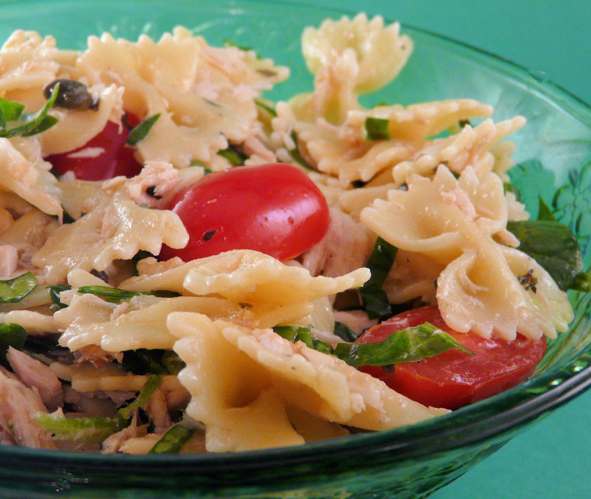 Farfalle With Tuna in a Basil Lemon Dressing
