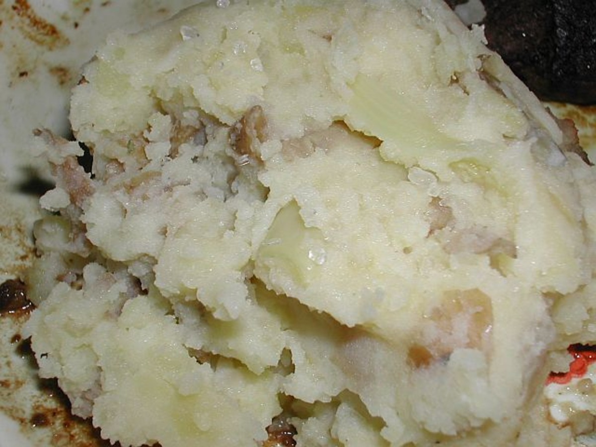 Joe's Roasted Garlic Mashed Potatoes image