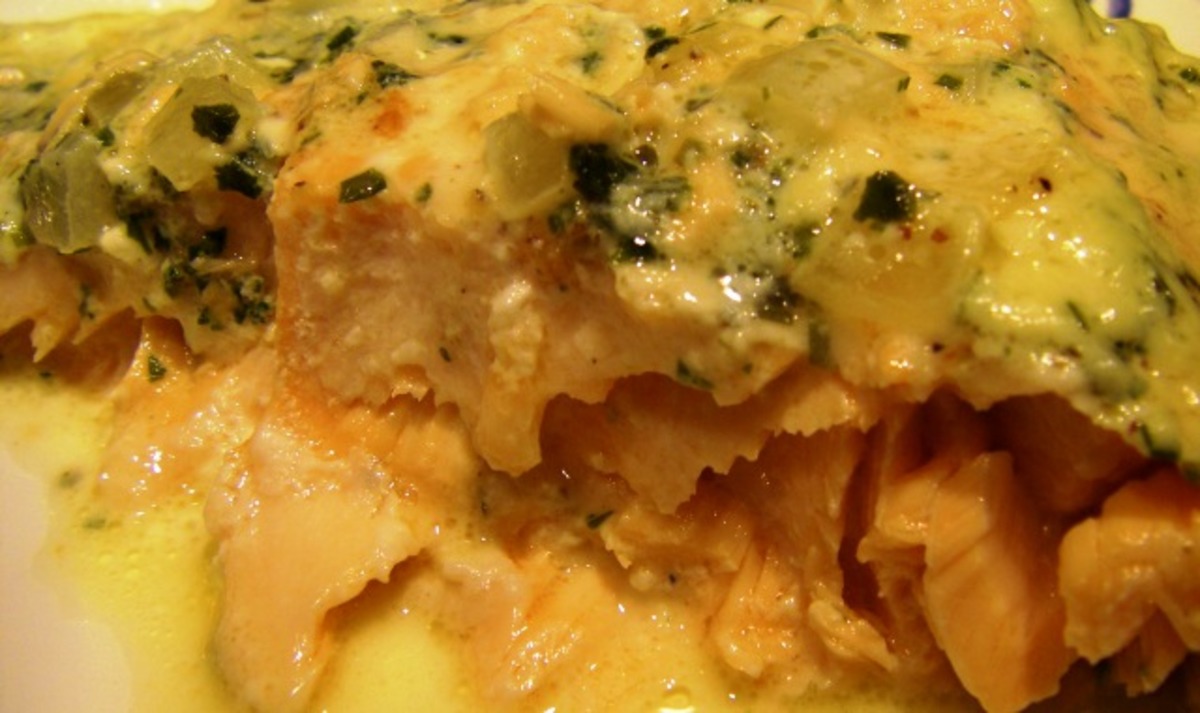 Pan Seared Salmon With Tarragon Cream image